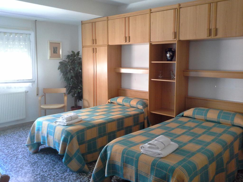 Pension Lacasta Zaragoza Dış mekan fotoğraf