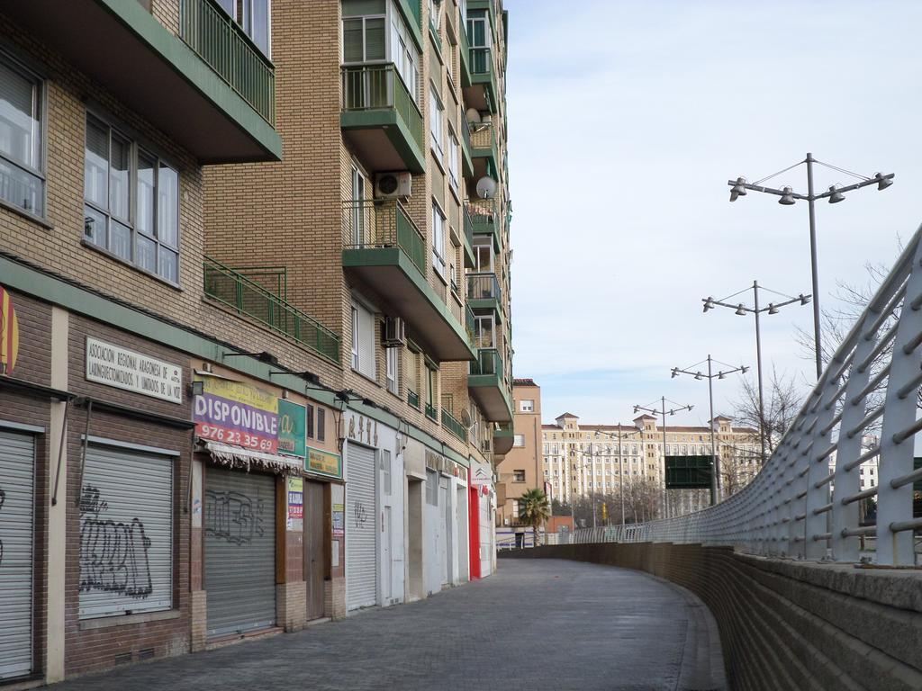 Pension Lacasta Zaragoza Dış mekan fotoğraf